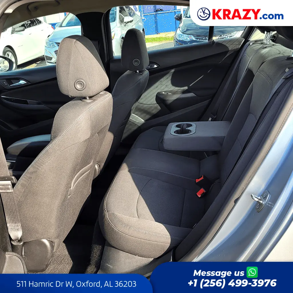 2258_3.3 Rear Seats.webp