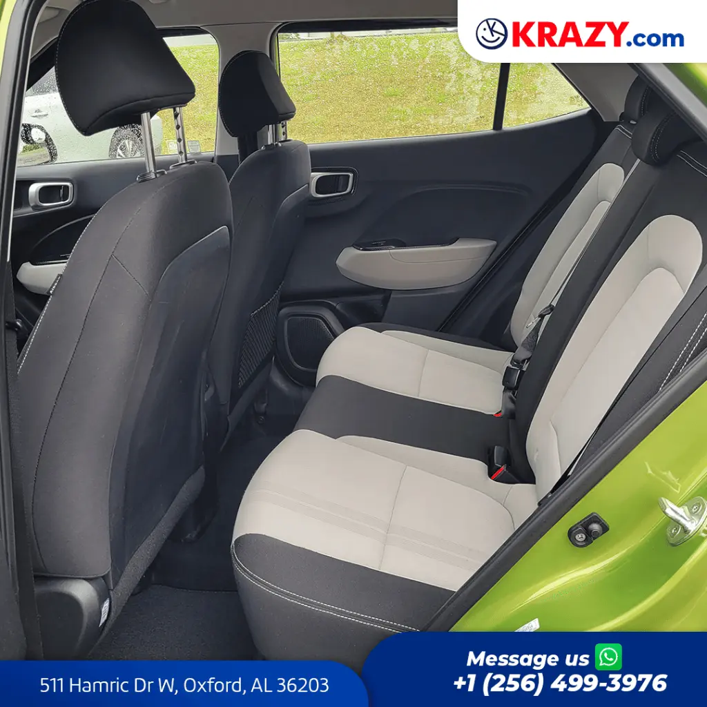 2304_3.3 Rear Seats.webp