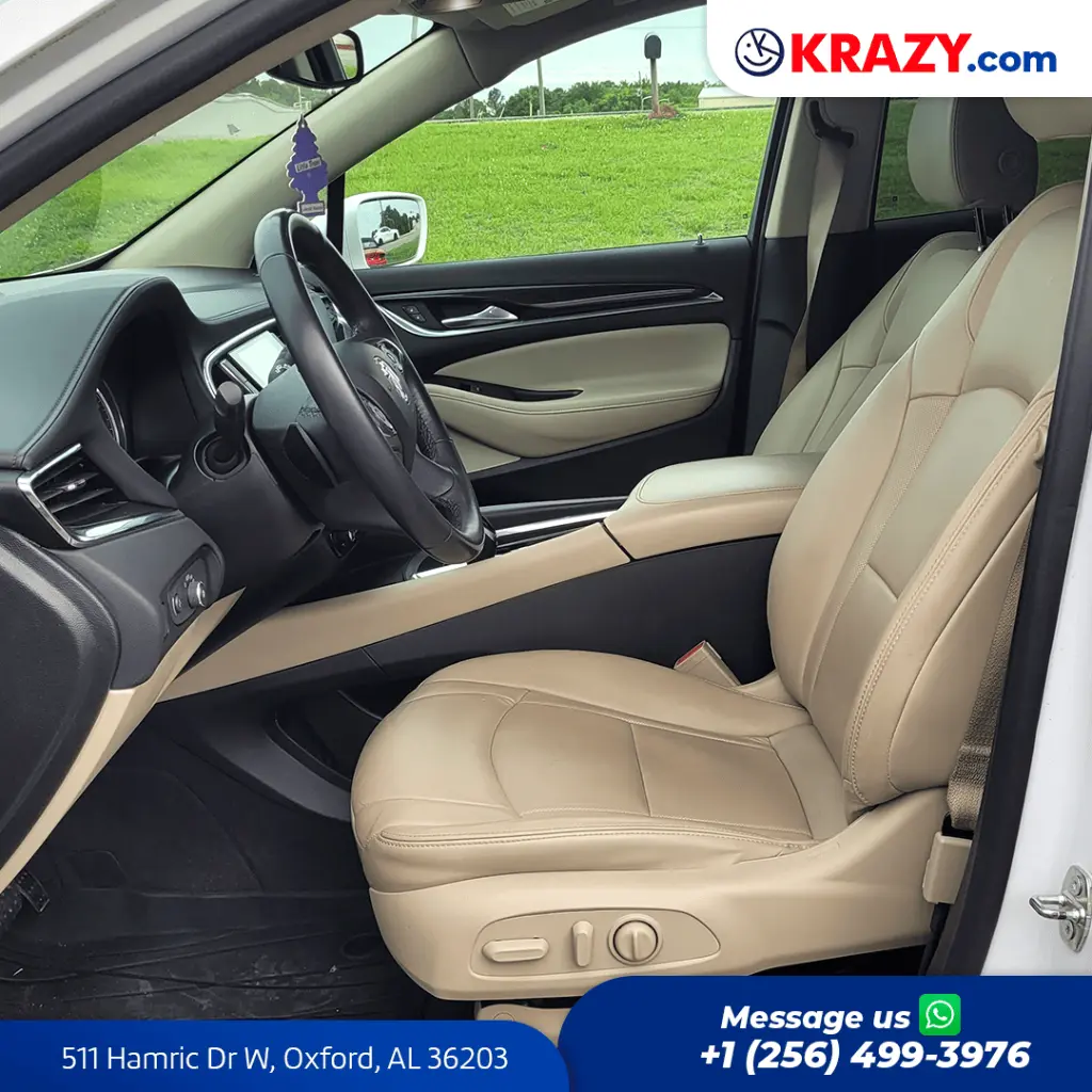 2322_3.2 Front Seats.webp