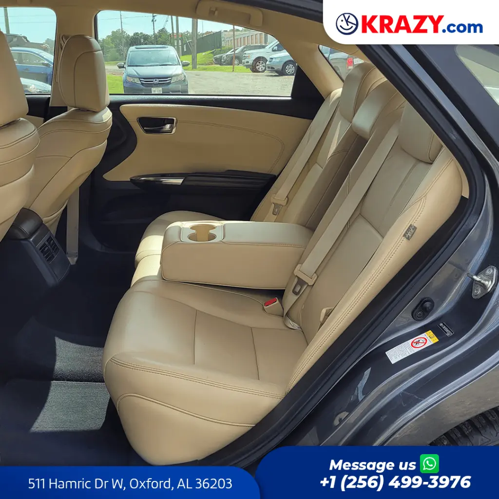 2324_3.3 Rear Seats.webp