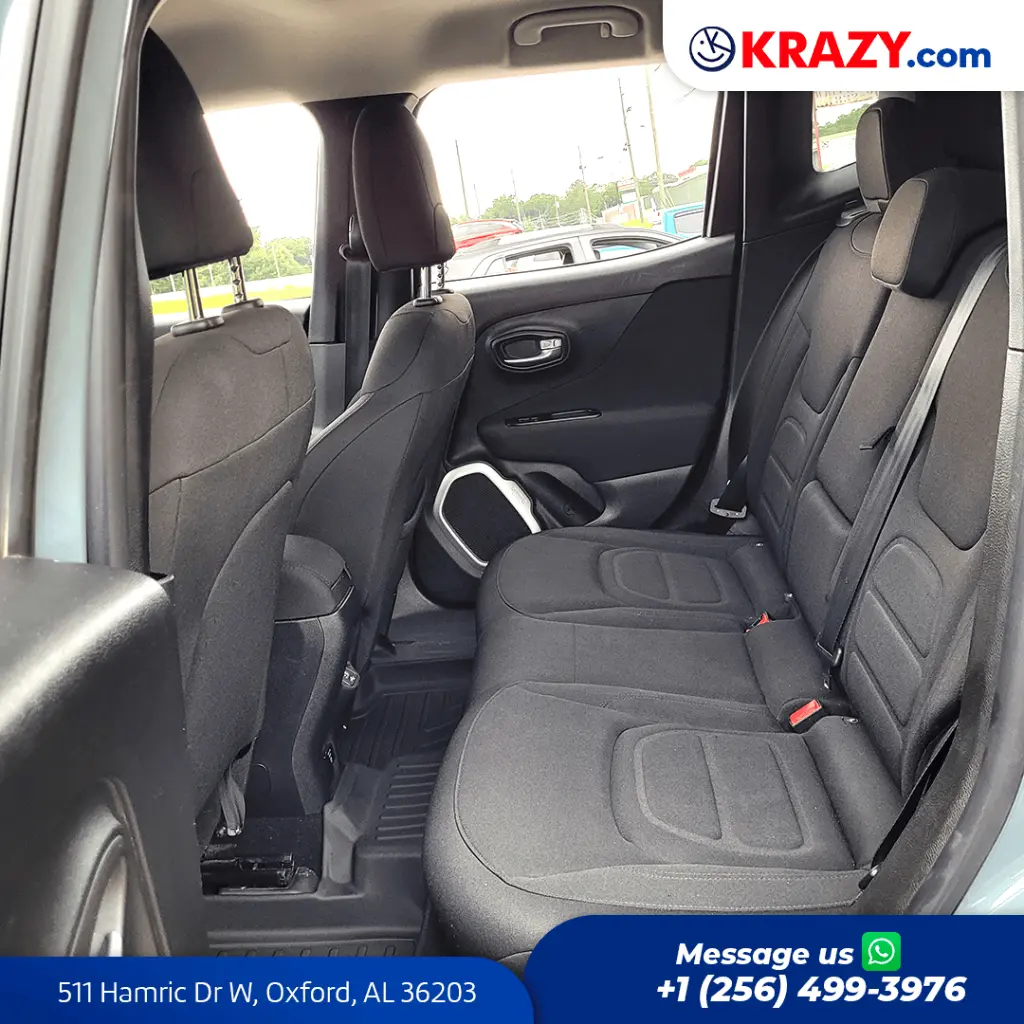 2396_3.3 Rear Seats.webp